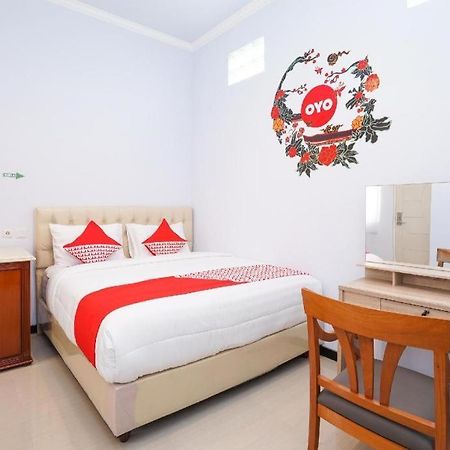 Oyo 477 Raka Residence Syariah Purwoharjo Banyuwangi Banyuwangi  Eksteriør bilde