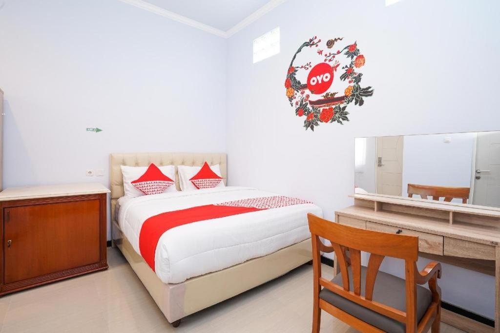 Oyo 477 Raka Residence Syariah Purwoharjo Banyuwangi Banyuwangi  Eksteriør bilde